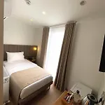 Meshk Airport Hotel