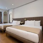 Hotel Meshk Airport 3*