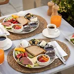 Hotel Meshk Airport Arnavutkoy