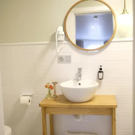 Meshk Airport 3* Arnavutköy