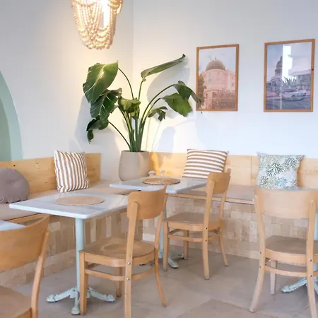 Hotel Meshk Airport Arnavutkoy