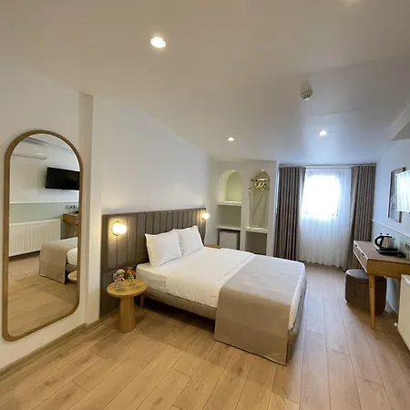 Meshk Airport Arnavutkoy