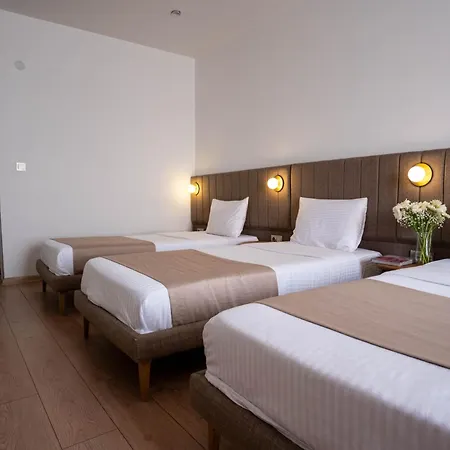 Szálloda Meshk Airport